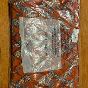 Vera Bradley Orange Paisley Travel Tote- Brand new with tags.